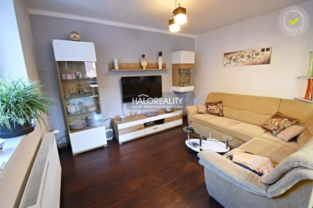 Rodinný dom na predaj 330m2, Nová Baňa, 177781_3