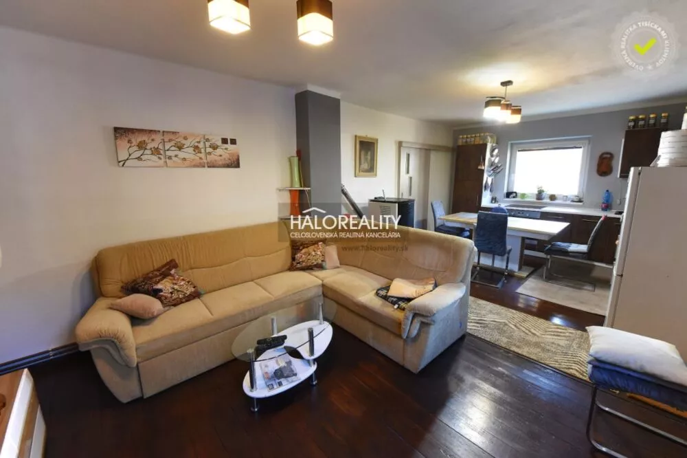 Rodinný dom na predaj 330m2, Nová Baňa, 177781_4