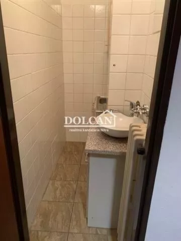 Kancelárie, admin. priestory na prenájom 28m2, Štefánikova, Nitra, 177917_3