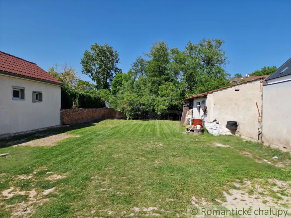 Pozemok pre rod. domy na predaj 619m2, Stupava, 156440_0