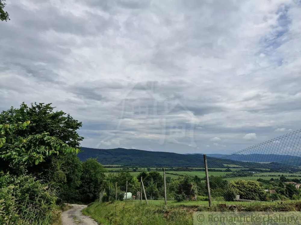 Rodinný dom na predaj 20m2, Pukanec, 140045_8