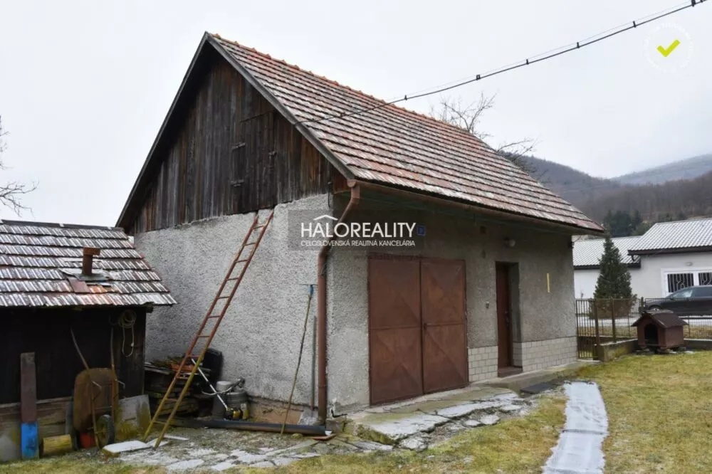 Rodinný dom na predaj 2163m2, Ostrý Grúň, 178018_2