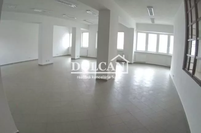 Obchodné priestory na prenájom 112m2, Štefánikova, Nitra, 126278_1