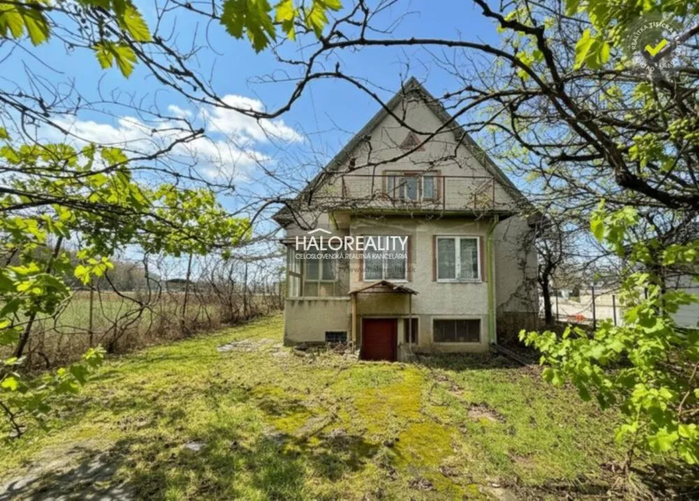 Rodinný dom na predaj 891m2, Skačany, 178088_0