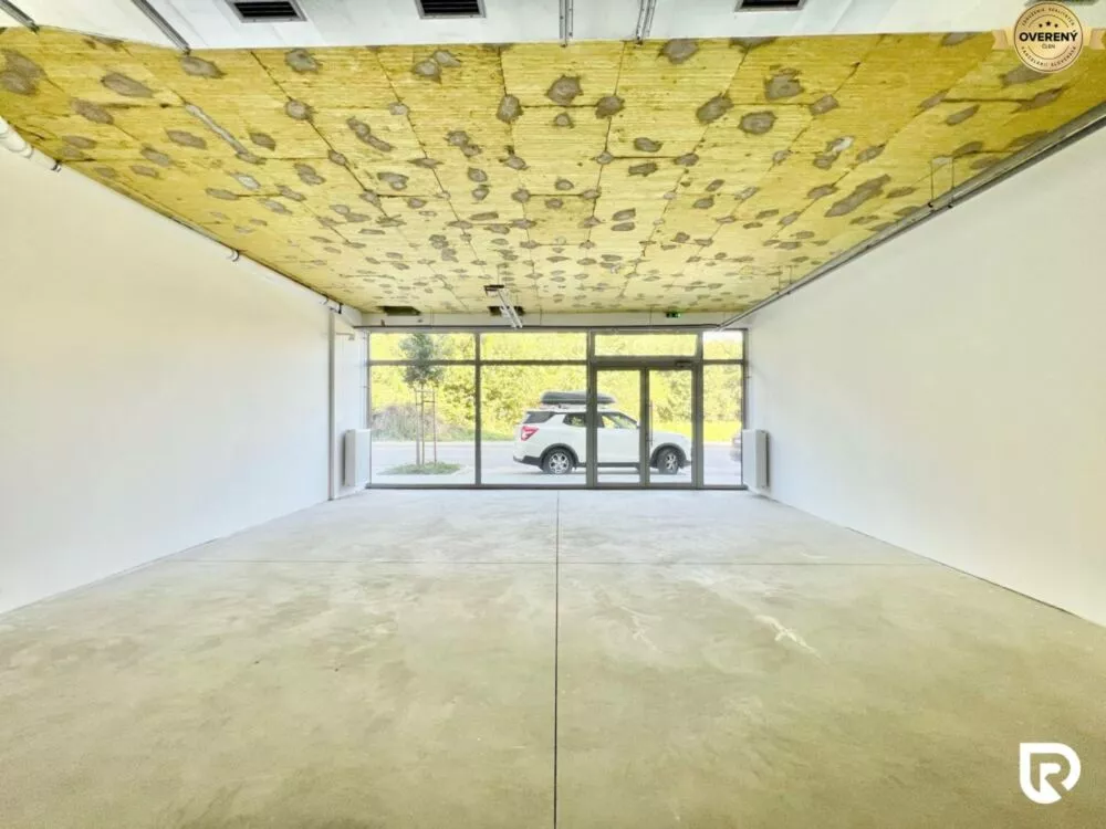 Obchodné priestory na prenájom 57m2, Odevná, Trenčín, 178150_9