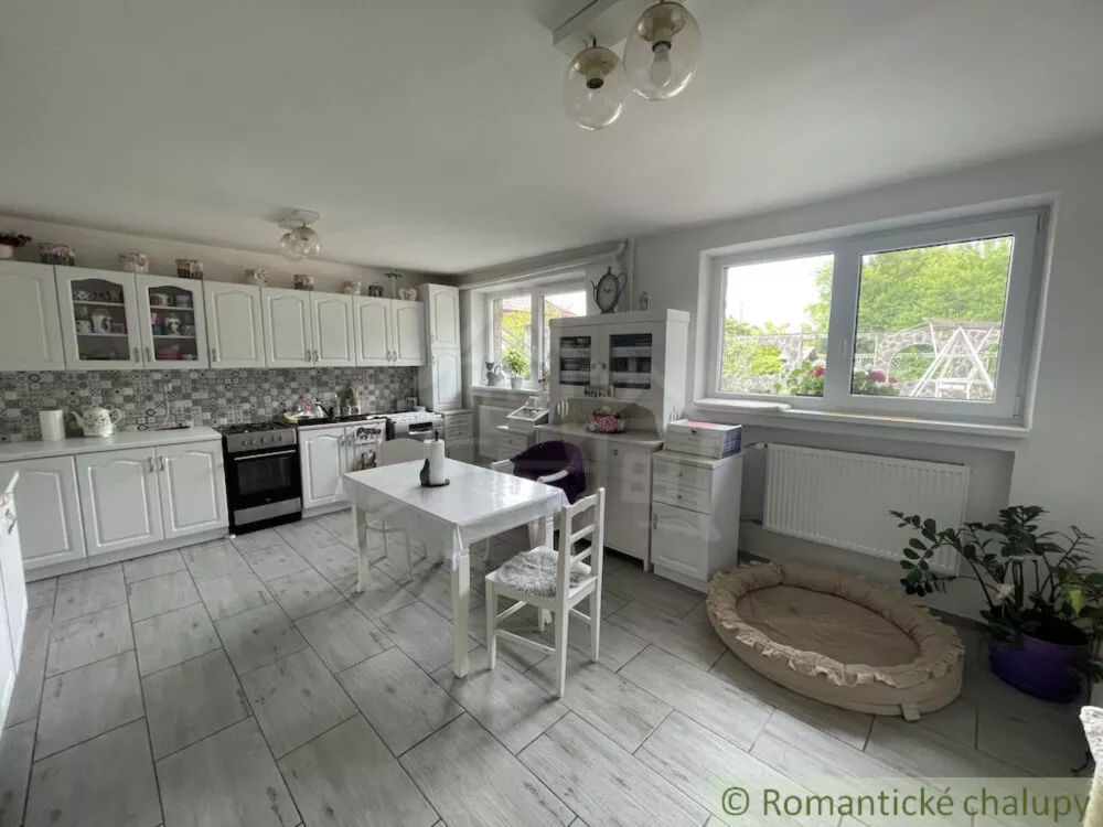 Rodinný dom na predaj 250m2, Branč, 154362_21