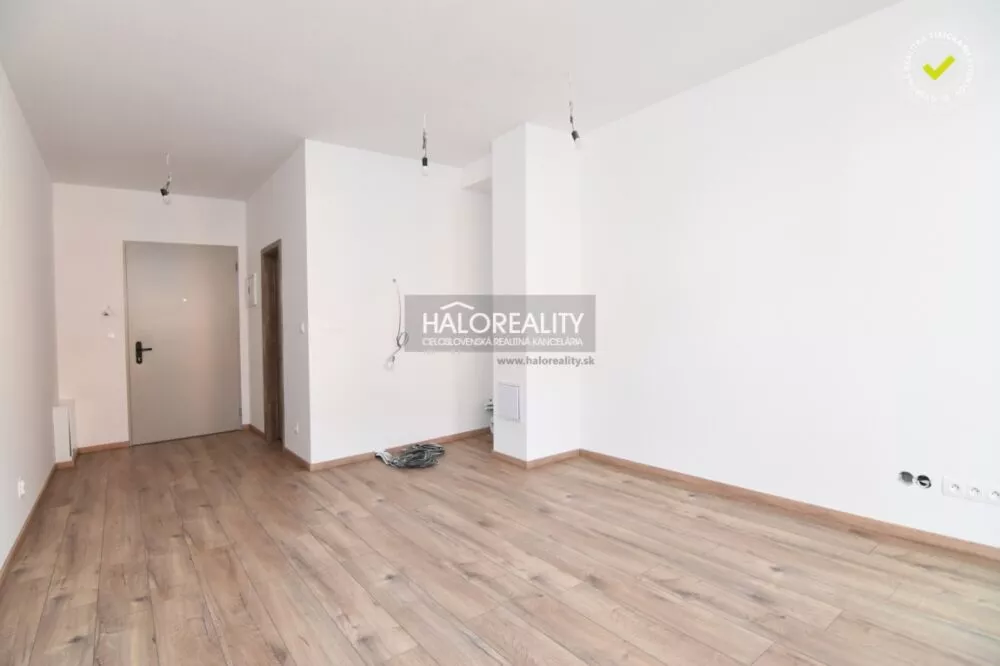 1,5 izbový byt na predaj 30m2, Rovinka, 178306_1