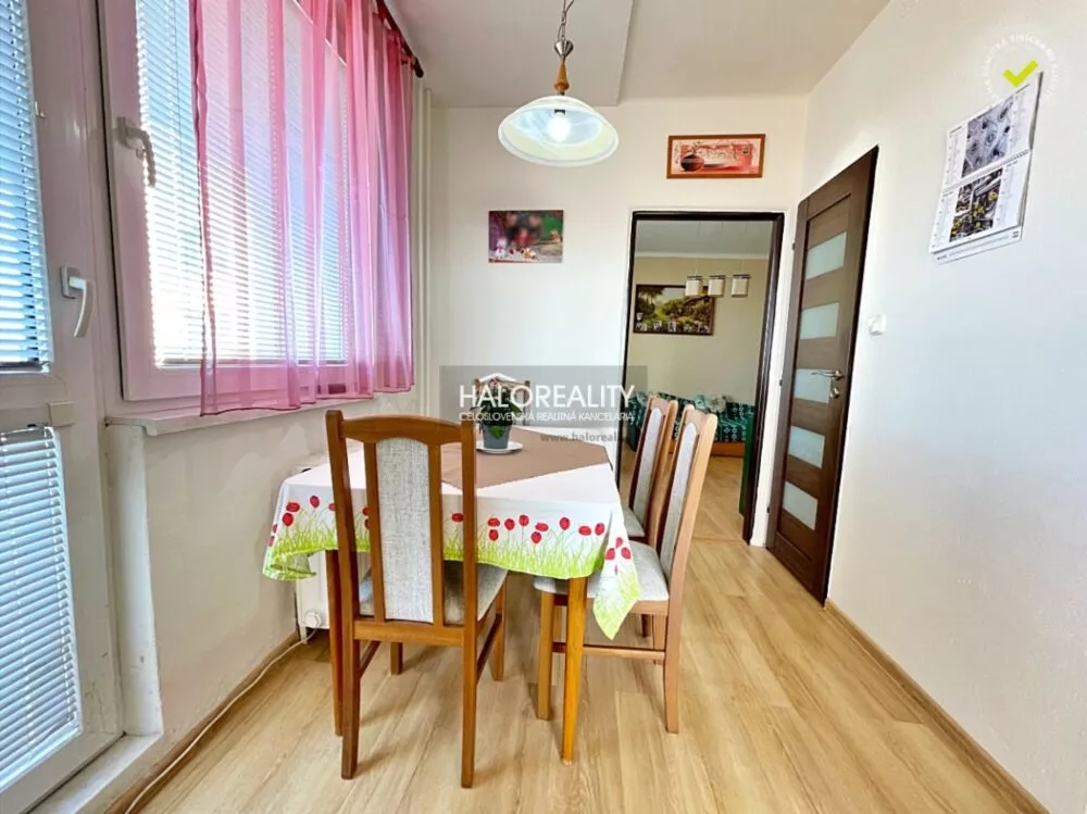 3 izbový byt na predaj 69m2, Levice, 178359_1