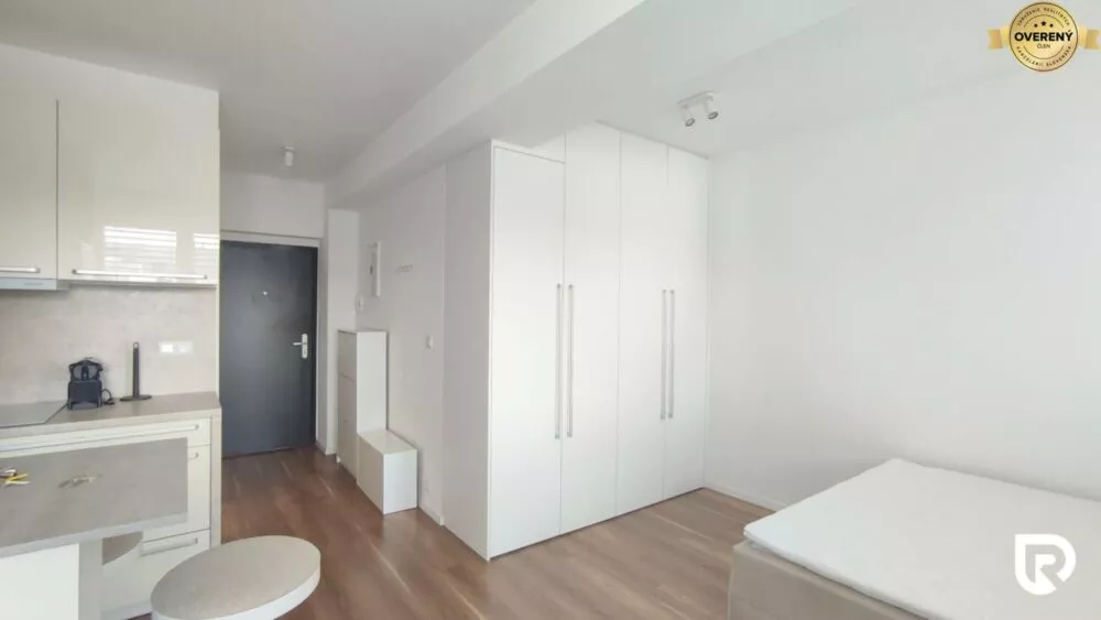 Garsonka na prenájom 31m2, V. Predmerského, Trenčín, 177747_1