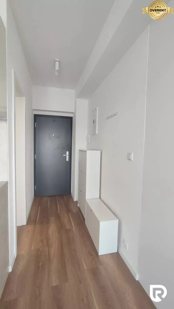 Garsonka na prenájom 31m2, V. Predmerského, Trenčín, 177747_3