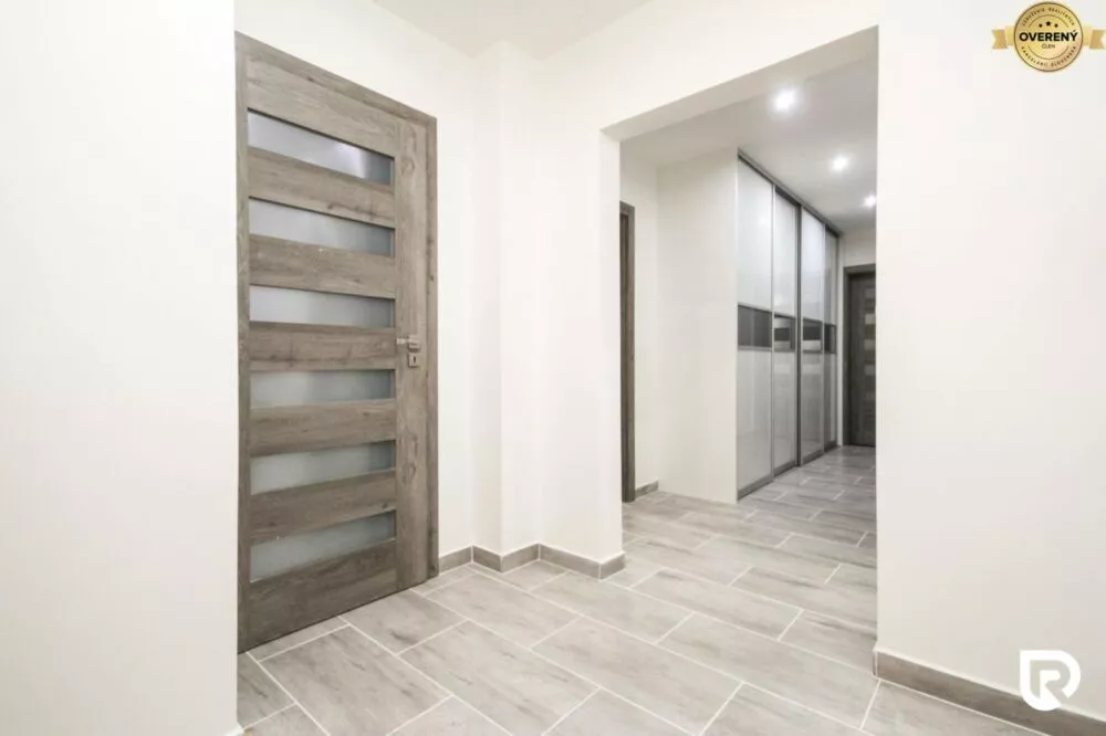 3 izbový byt na predaj 73m2, Gen. Svobodu, Trenčín, 178456_2