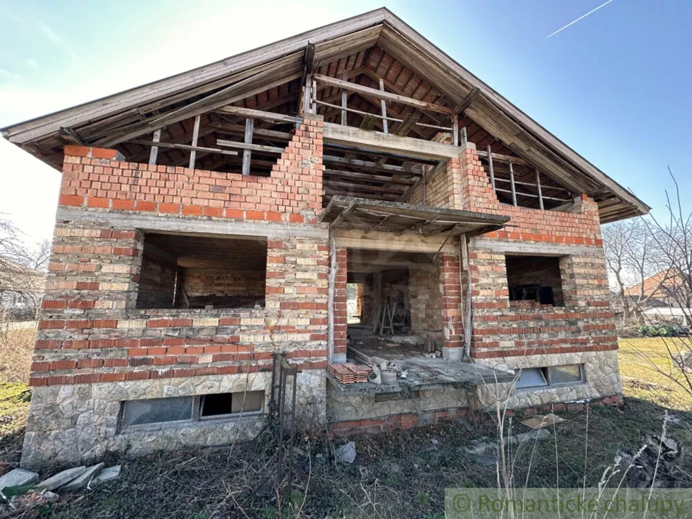 Rodinný dom na predaj 180m2, Hurbanovo, 156559_0