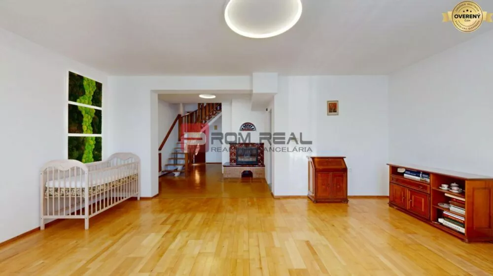 Rodinný dom na predaj 200m2, Vinohradnícka, Limbach, 176812_0