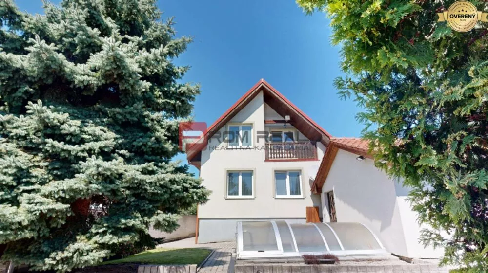 Rodinný dom na predaj 200m2, Vinohradnícka, Limbach, 176778_0