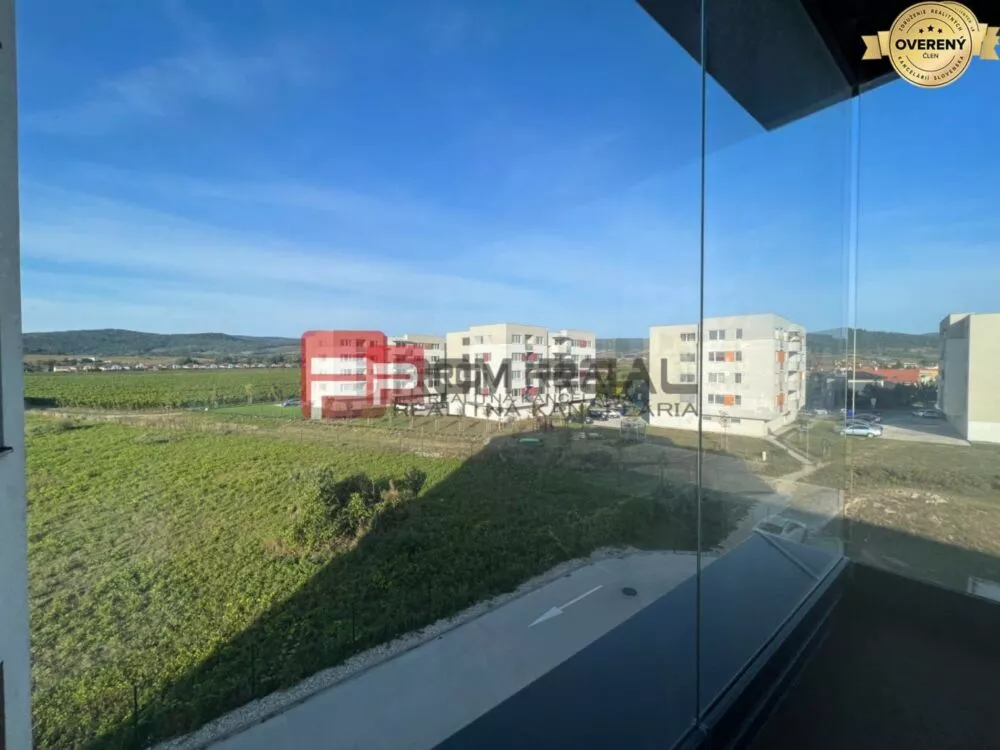 4 izbový byt na predaj 150m2, Obchodná, Pezinok, 163177_3