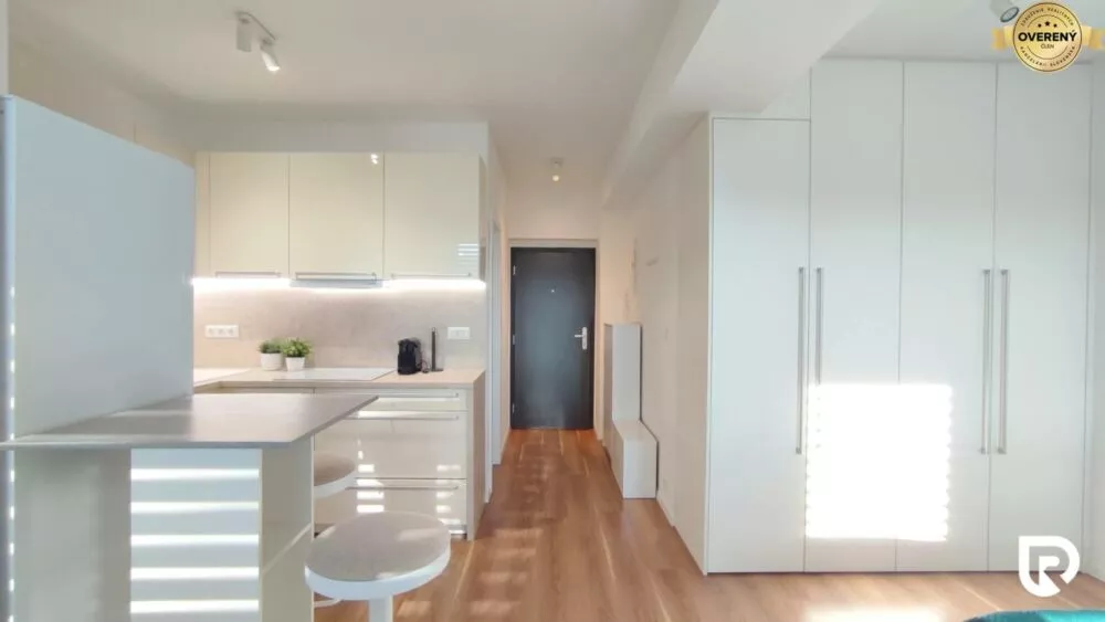 Garsonka na prenájom 31m2, V. Predmerského 3, Trenčín, 178709_6