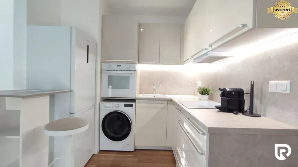 Garsonka na prenájom 31m2, V. Predmerského 3, Trenčín, 178709_9