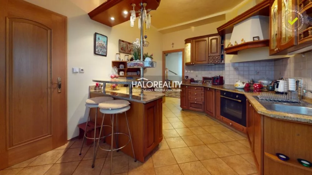 Rodinný dom na predaj 300m2, Banská Bystrica, 178796_7