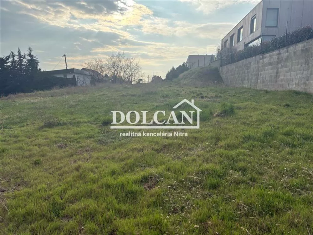 Pozemok pre bytovú výstavbu na predaj 1737m2, Hraničná, Nitra, 162887_1