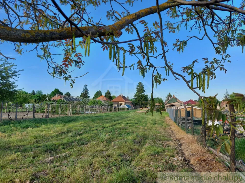 Záhrada na predaj 755m2, Moča, 178882_0