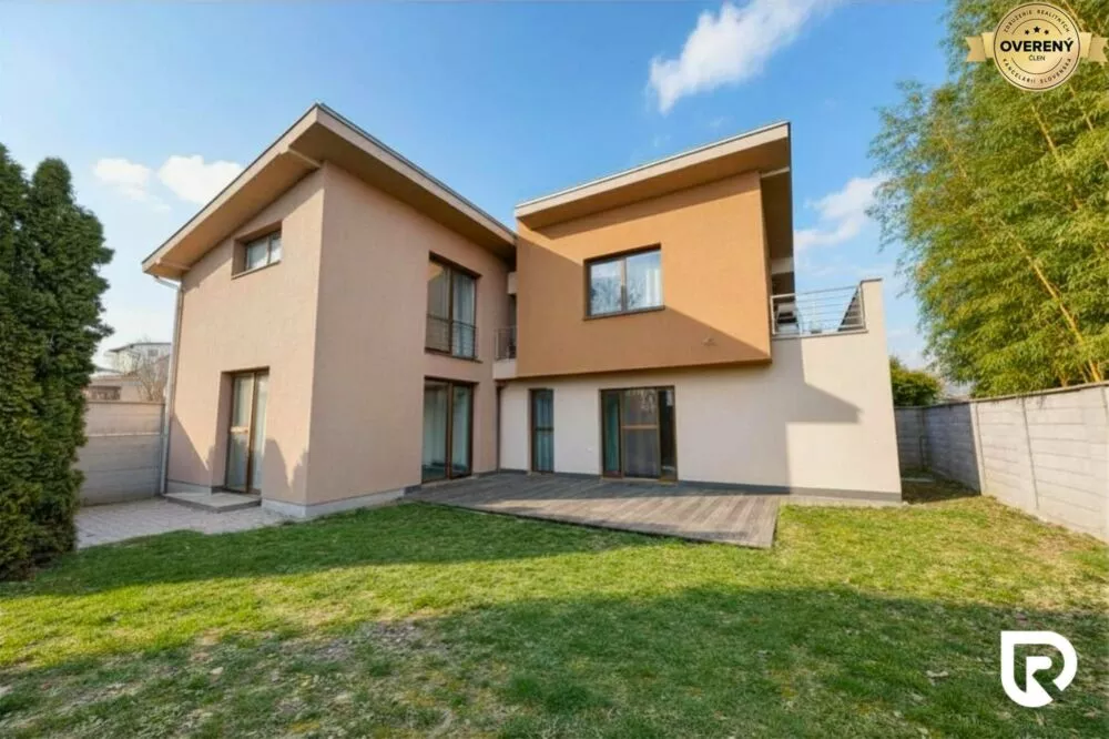 Rodinný dom na predaj 160m2, Odeská, Bratislava - Podunajské Biskupice, 178922_0