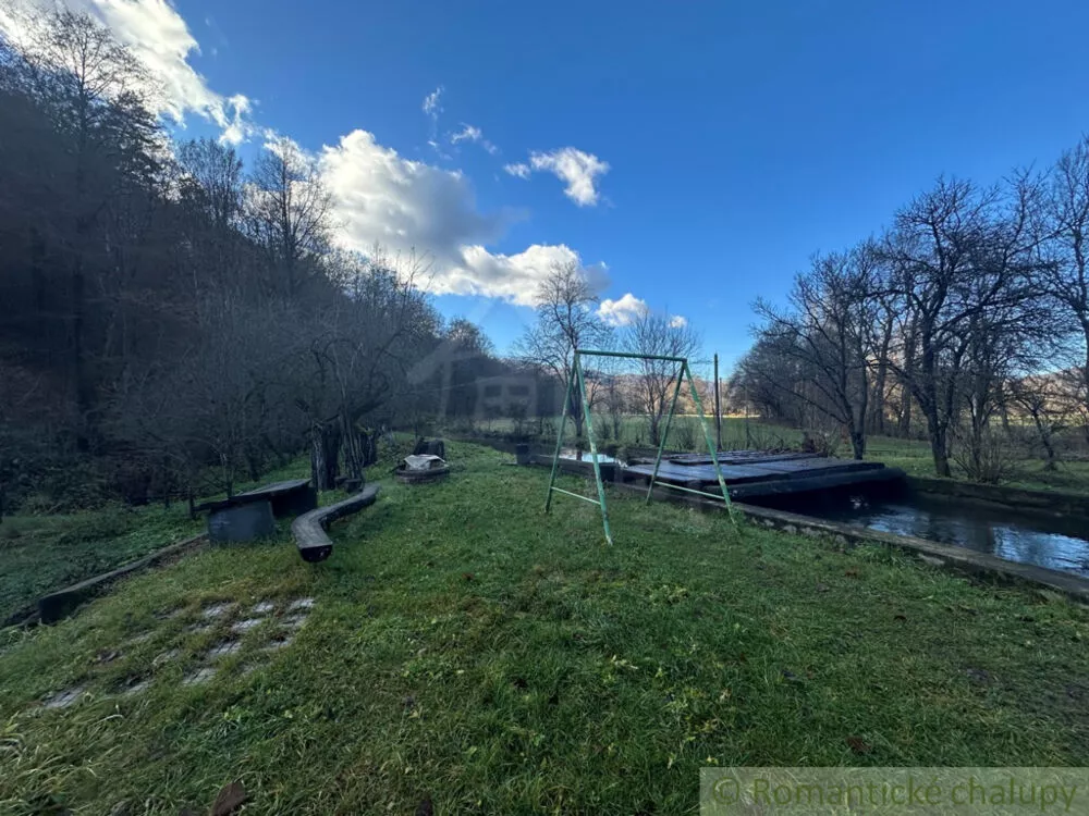 Rodinný dom na predaj 250m2, Mokrá Lúka, 163245_32