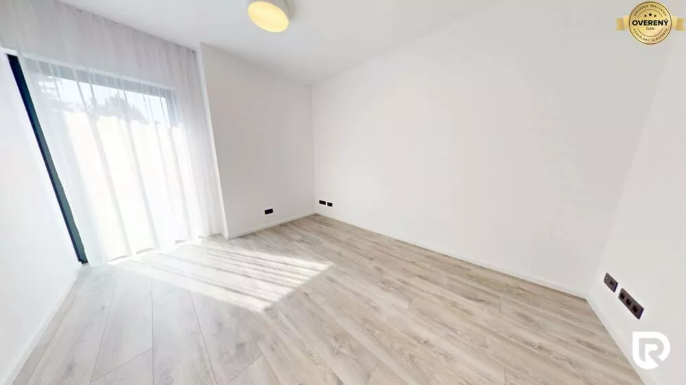 4 izbový byt na prenájom 104m2, Javorinská, Bratislava - Staré Mesto, 178940_10