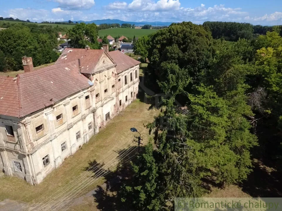 Historický objekt na predaj 955m2, Hruboňovo, 156538_7
