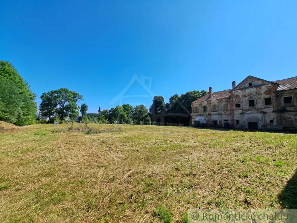 Historický objekt na predaj 955m2, Hruboňovo, 156538_16