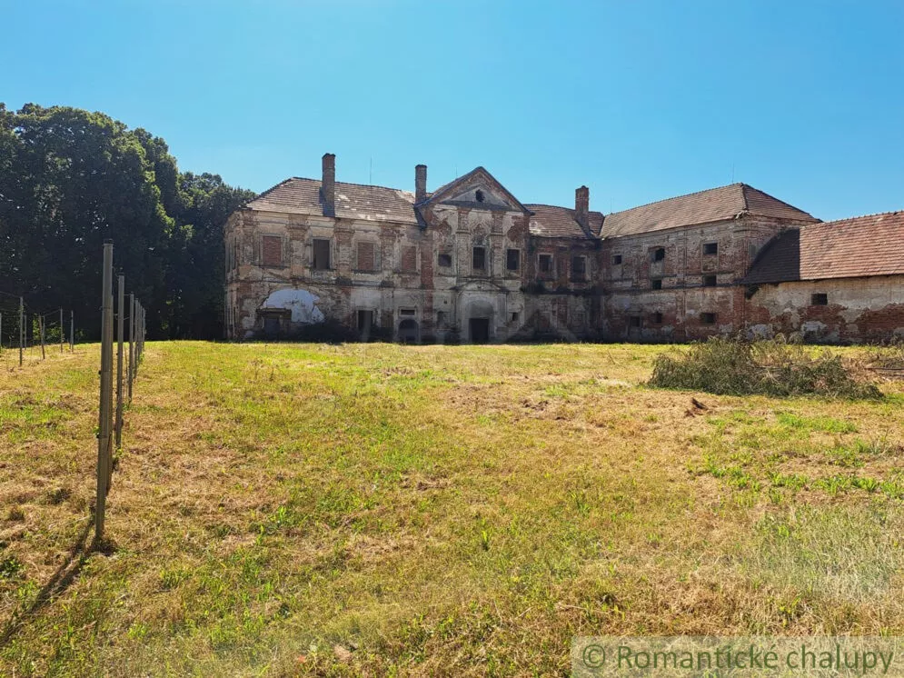 Historický objekt na predaj 955m2, Hruboňovo, 156538_20