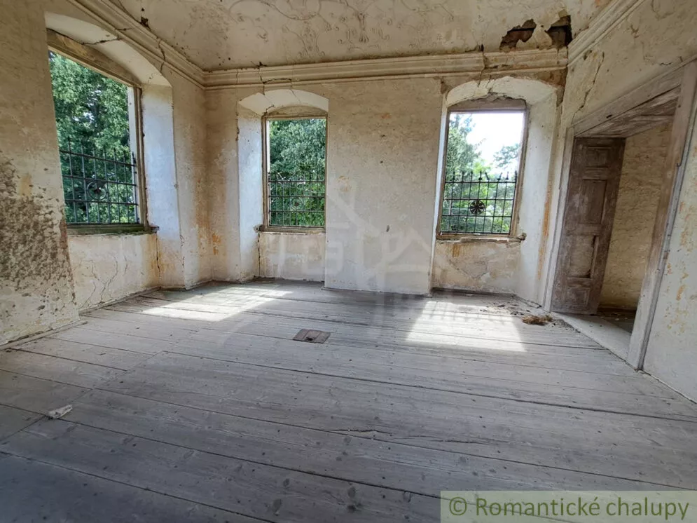 Historický objekt na predaj 955m2, Hruboňovo, 156538_33