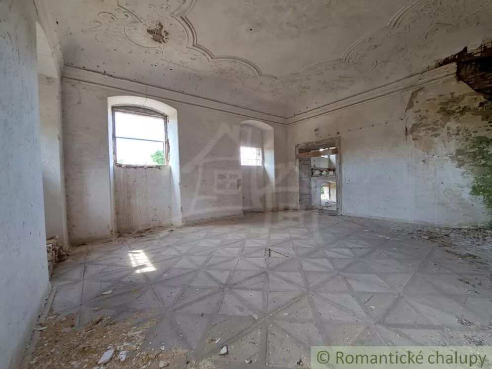 Historický objekt na predaj 955m2, Hruboňovo, 156538_34