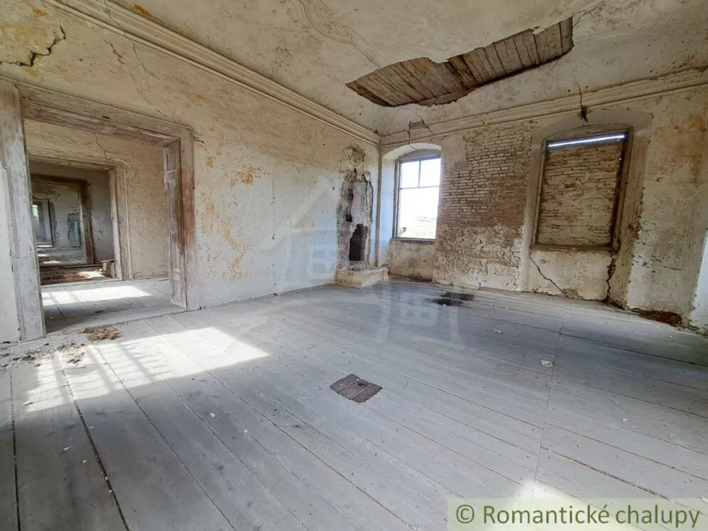 Historický objekt na predaj 955m2, Hruboňovo, 156538_35