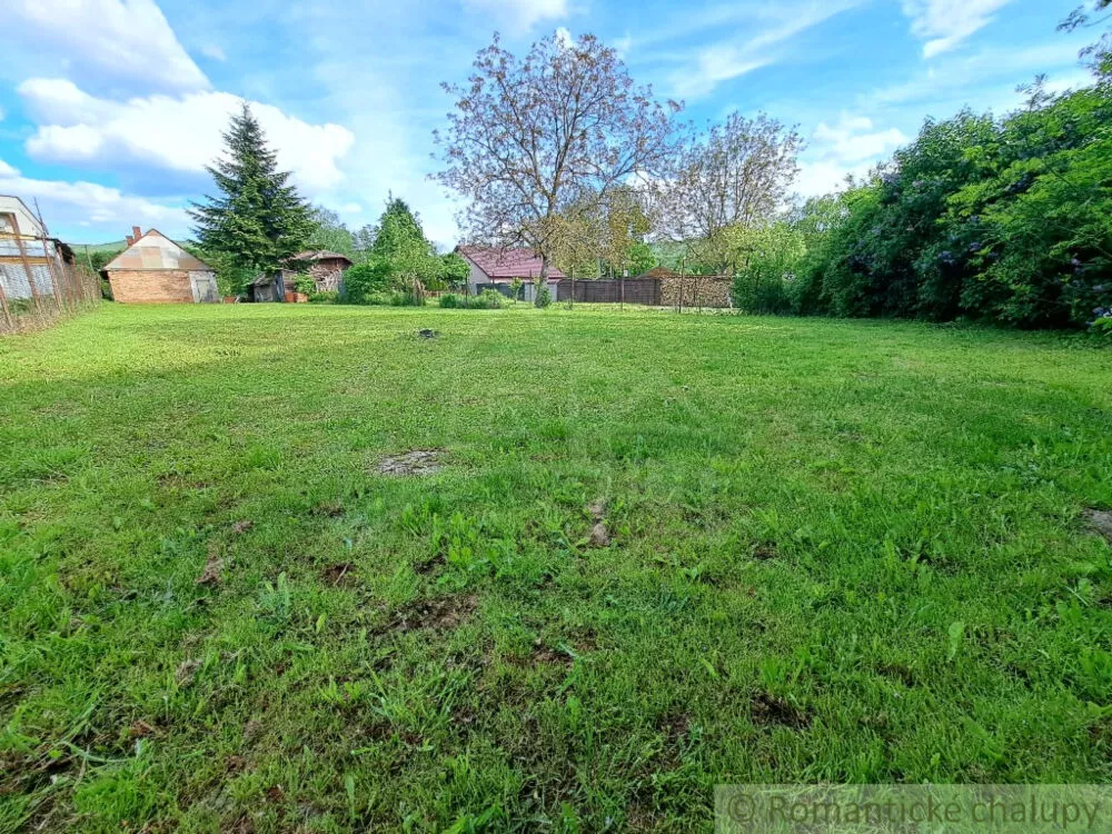 Pozemok pre rod. domy na predaj 928m2, Horné Lefantovce, 178084_1