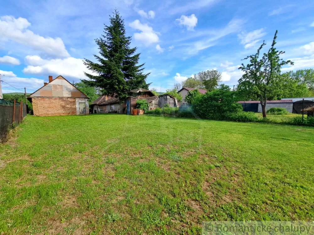 Pozemok pre rod. domy na predaj 928m2, Horné Lefantovce, 178084_3