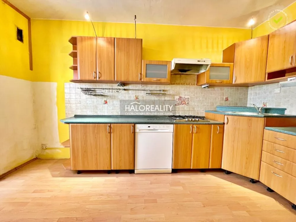 3 izbový byt na predaj 78m2, Levice, 179076_1