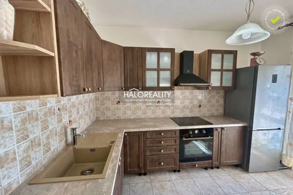 3 izbový byt na predaj 71m2, Prievidza, 179108_1