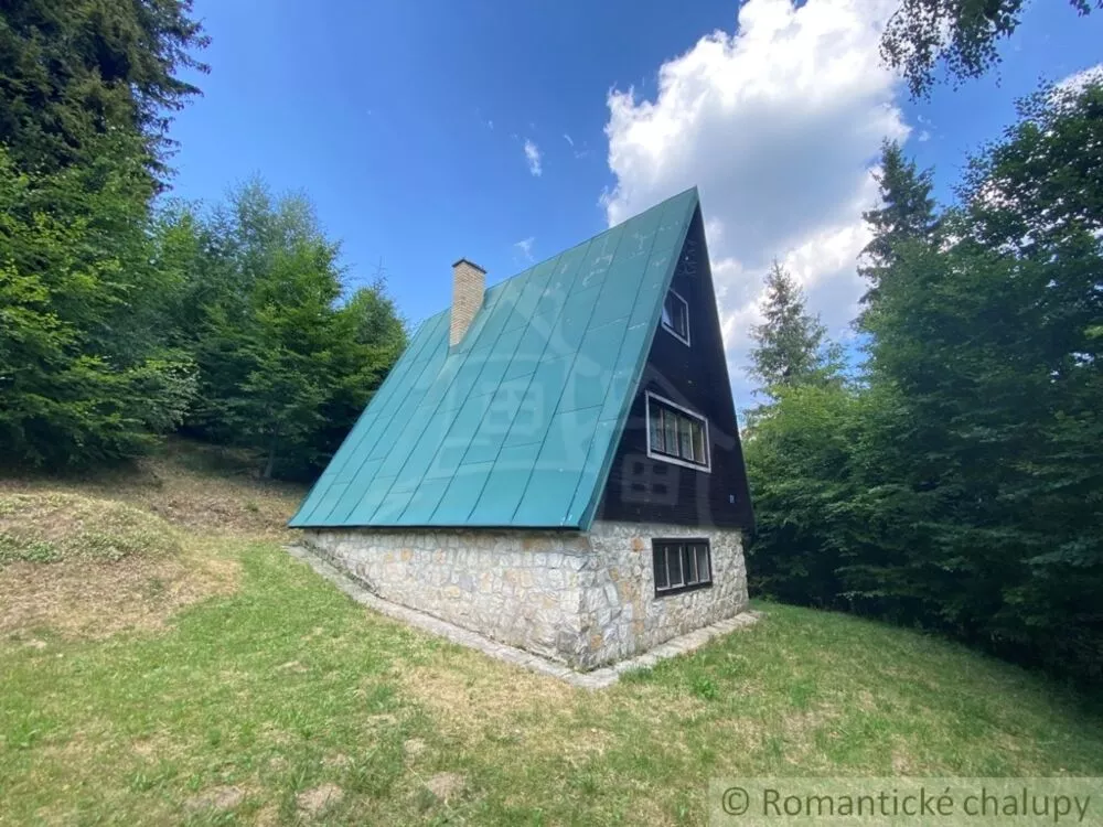 Rodinný dom na predaj 70m2, Látky, 116074_1