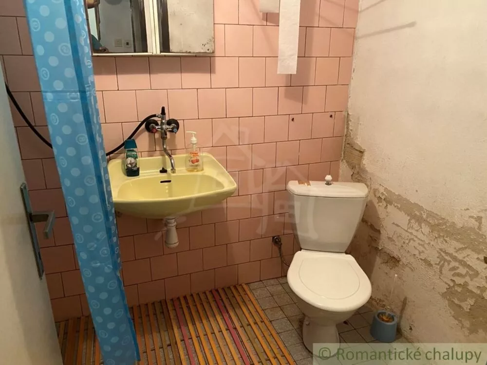 Rodinný dom na predaj 70m2, Látky, 116074_17