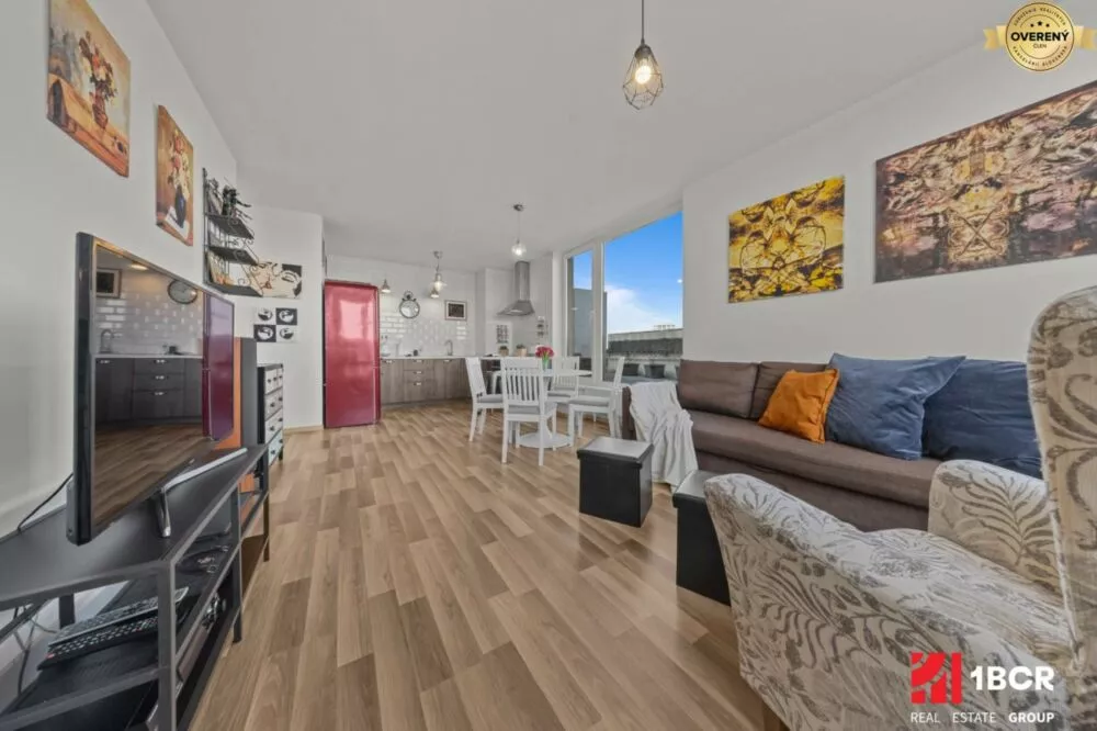 4 izbový byt na predaj 89m2, Žltá, Bratislava - Petržalka, 179060_1