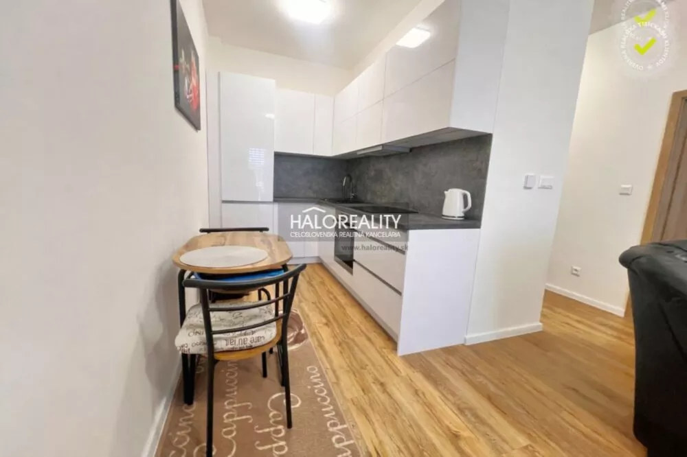 2 izbový byt na predaj 47m2, Nové Zámky, 179137_0