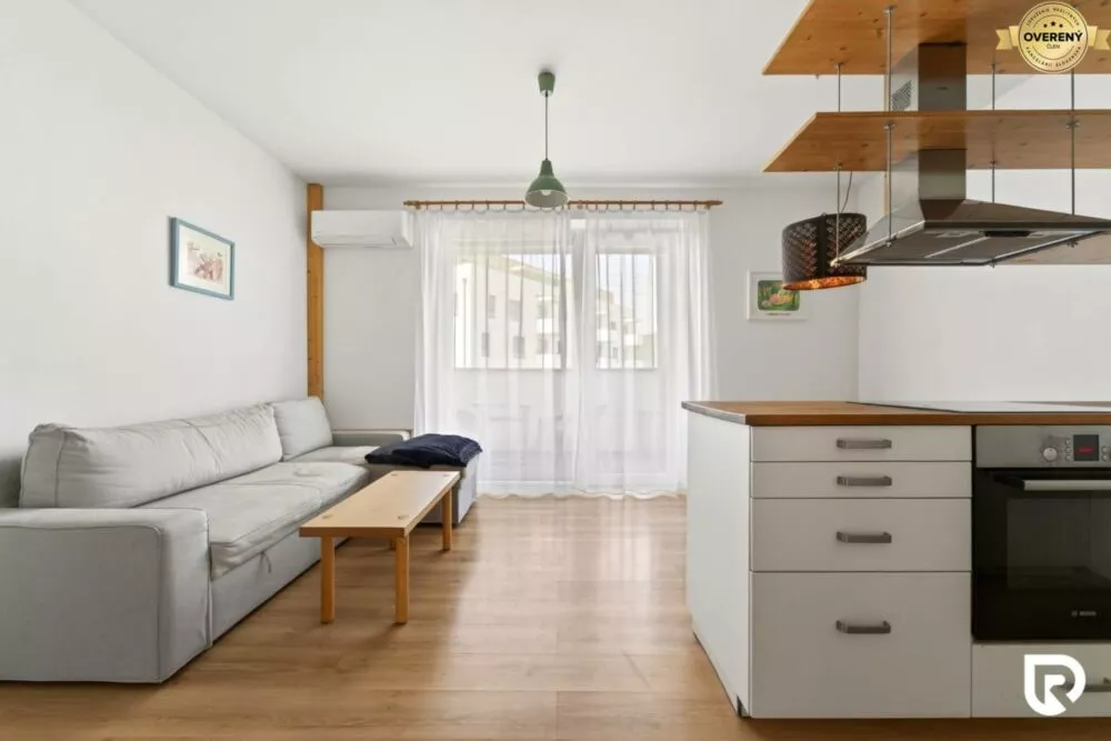 2 izbový byt na prenájom 53m2, Hroznová, Trenčín, 176882_0