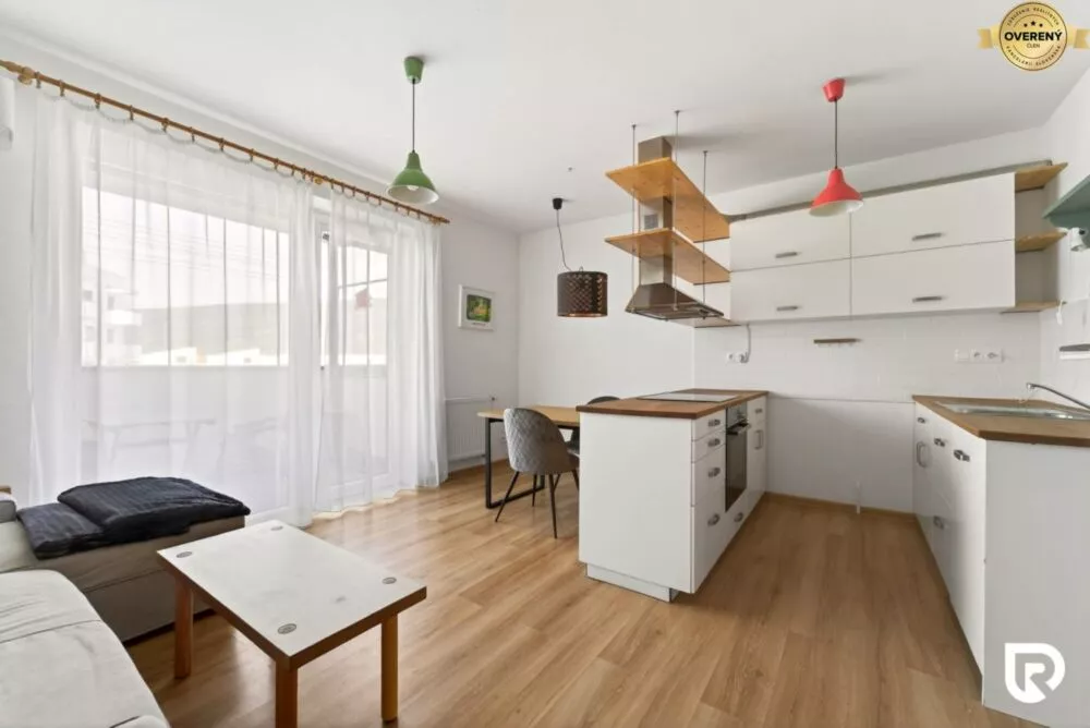 2 izbový byt na prenájom 53m2, Hroznová, Trenčín, 176882_1