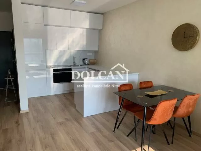 3 izbový byt na prenájom 84m2, Piaristická, Nitra, 178610_1