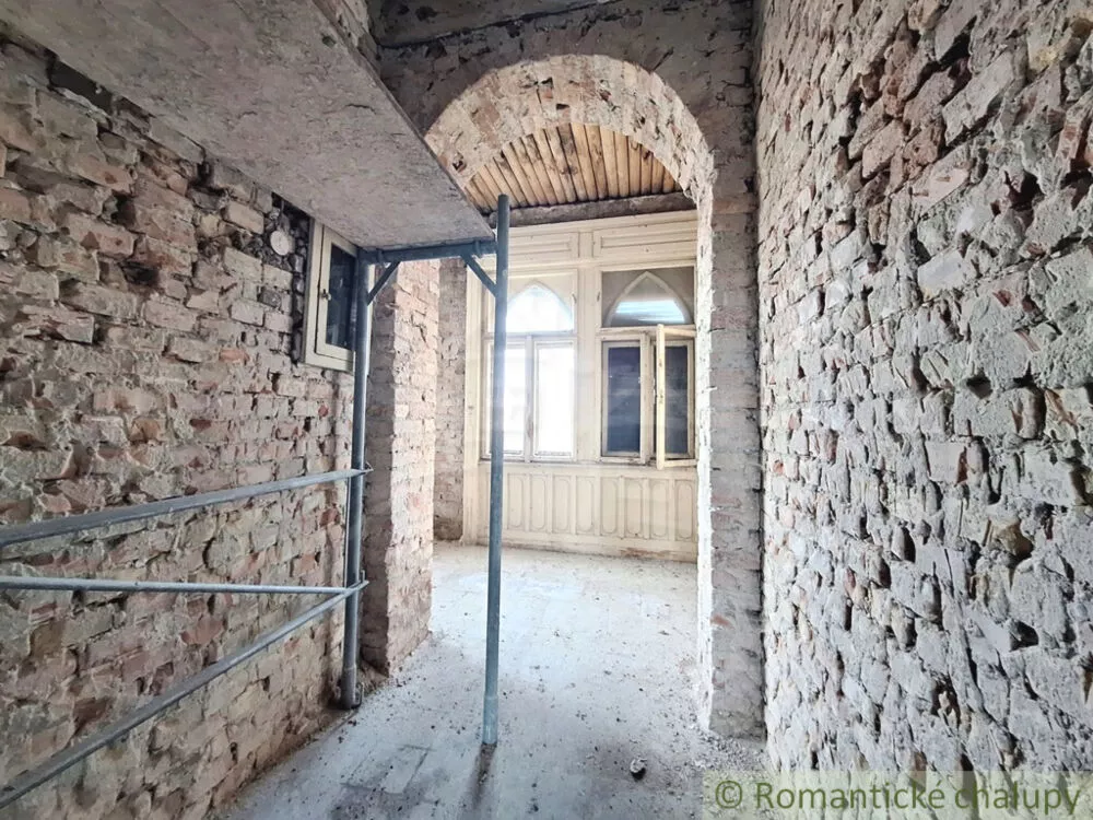 Historický objekt na predaj 170m2, Štúrovo, 179326_9