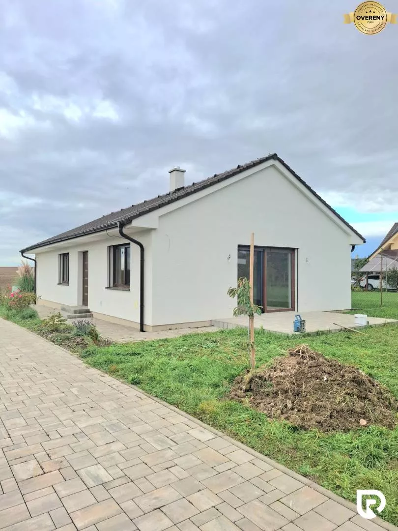 Rodinný dom na prenájom 80m2, Slnečná, Ružindol, 179330_0