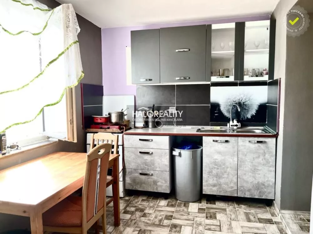 Rodinný dom na predaj 80m2, Ostrov, 157101_2