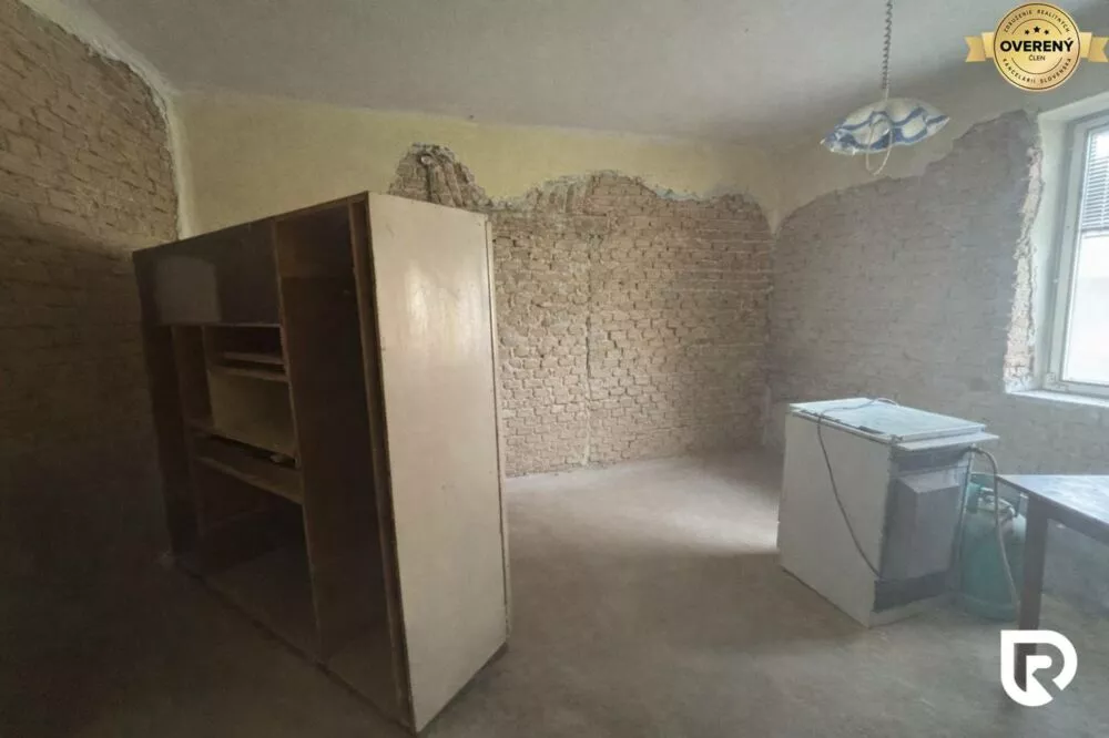 Rodinný dom na predaj 773m2, Veľké Držkovce, 179414_9