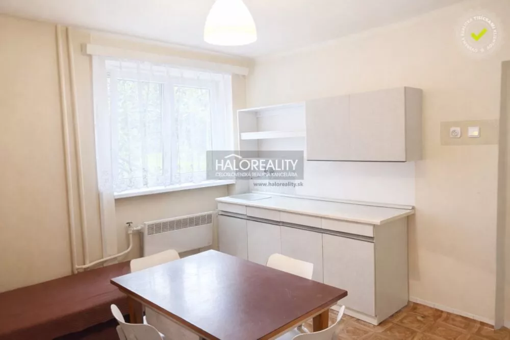 Rodinný dom na predaj 144m2, Čereňany, 179452_4