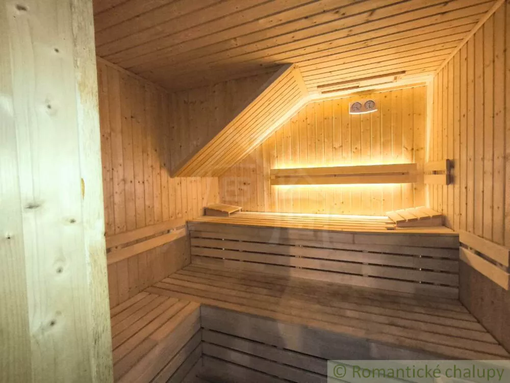 Rodinný dom na predaj 250m2, Hodruša - Hámre, 176580_13